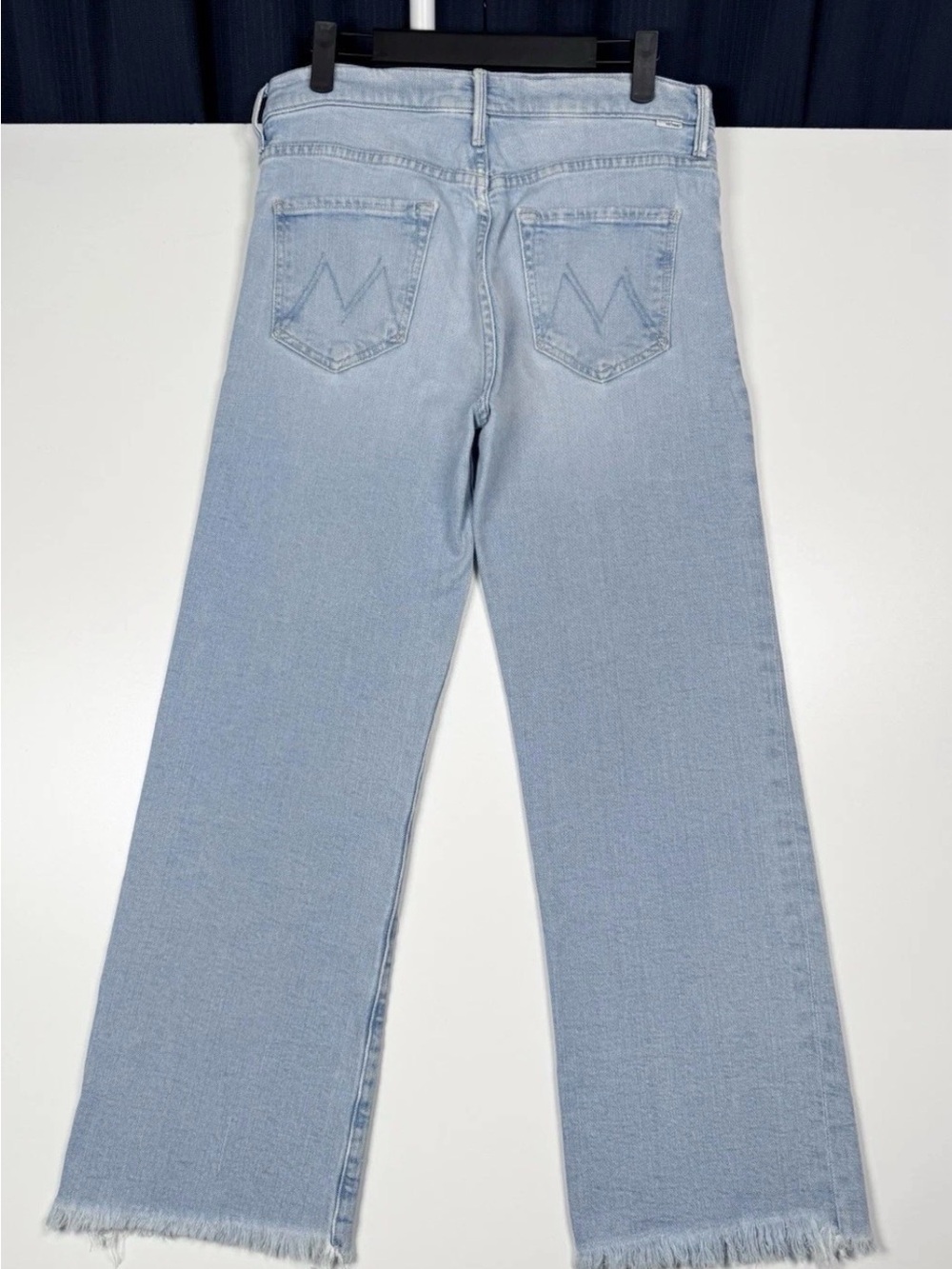 MOTHER woman’s light Blue wash Denim Jean 29/27. 🆕 Norway Dude